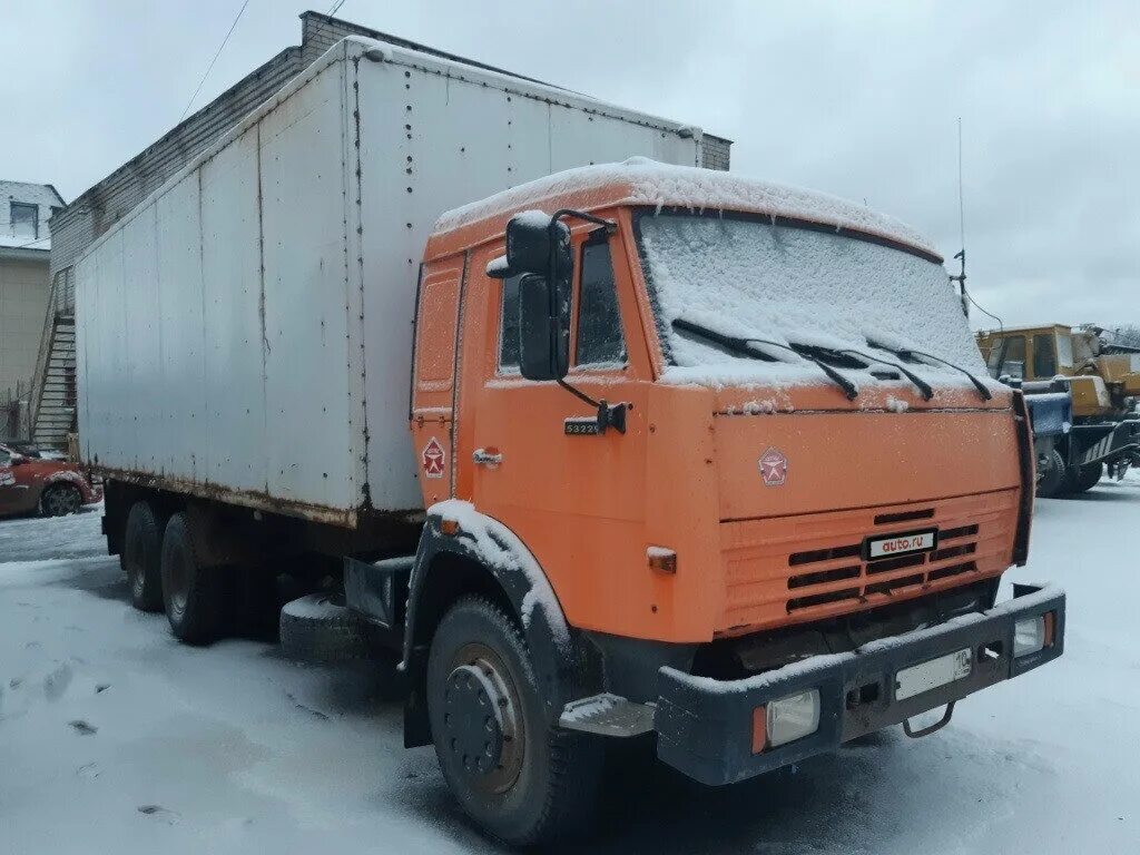 Камаз 2001 года. Камаз 1999 года выпуска. Камаз фургон 6717. Красивый камаз фургон 5320. Камаз 1999.