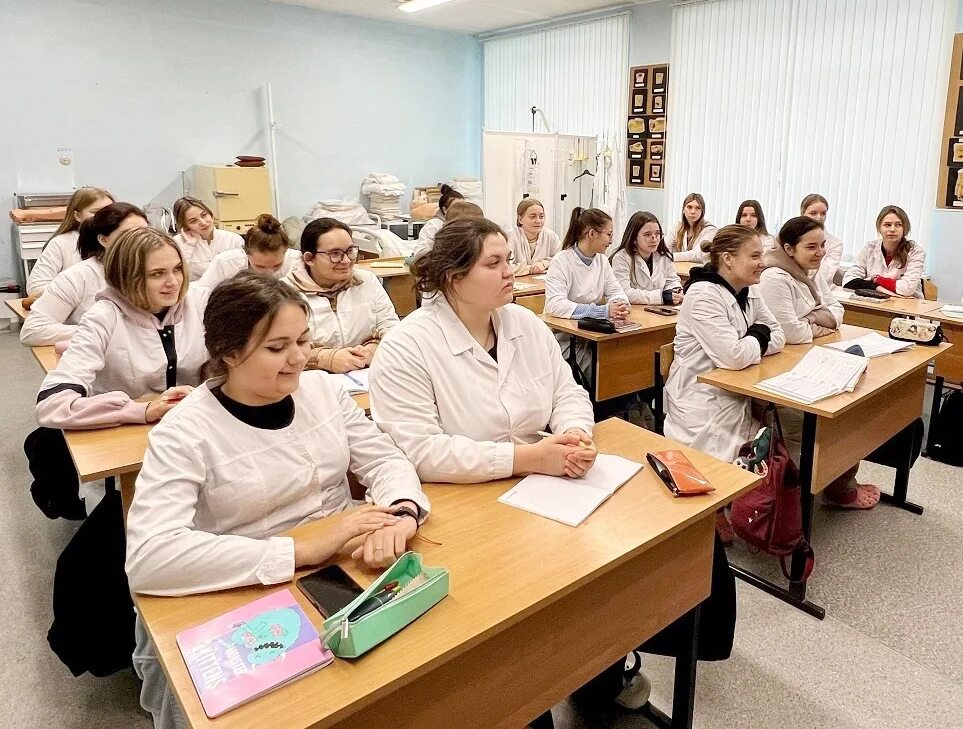 Шатурское медицинское училище. Шатурский медицинский колледж преподаватели. Шатурский медицинский колледж. Медицинский колледж шатура. Шатурский медицинский колледж преподаватели.