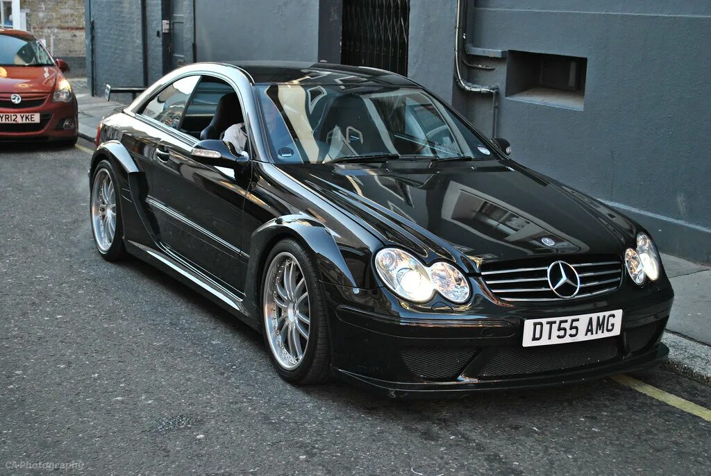 Купить мерседес clk. Mercedes CLK AMG. CLK DTM AMG w208. Mercedes Benz CLK DTM. Мерседес ЦЛК АМГ.