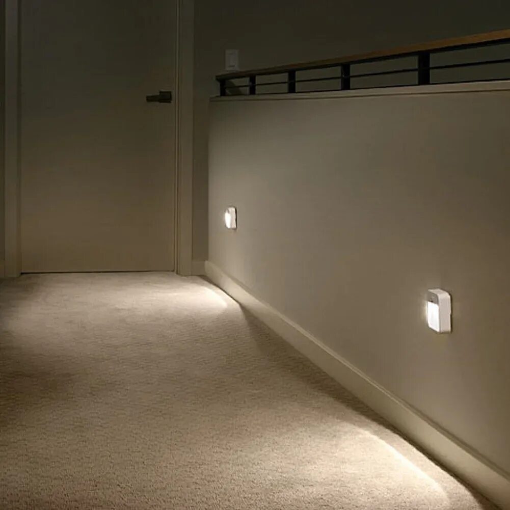 Включи лайт подсветку. Подсветка пола. Светодиодная подсветка в коридоре. Подсветка пола светильники. Светодиодная подсветка пола.