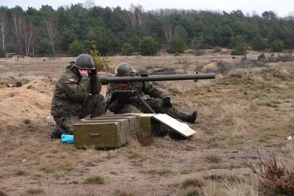 Спг сапог. Спг-9 в чечне. агс-17 и спг-9. наводчик спг. спг 9 во вьетнаме.
