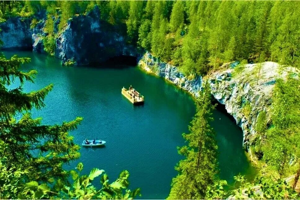 Палатка на берегу реки. Парк сортавала карелия рускеала. Куда съездить отдохнуть на природу. Жемчужина карелии рускеала. Чемал манжерок.