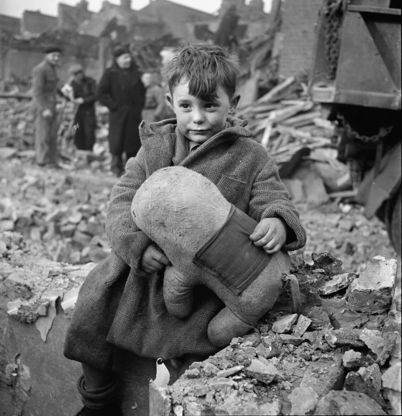 Мальчик вов. Дети на войне 1941-1945. Янек Шляйфштайн. Муса Джалиль варварство