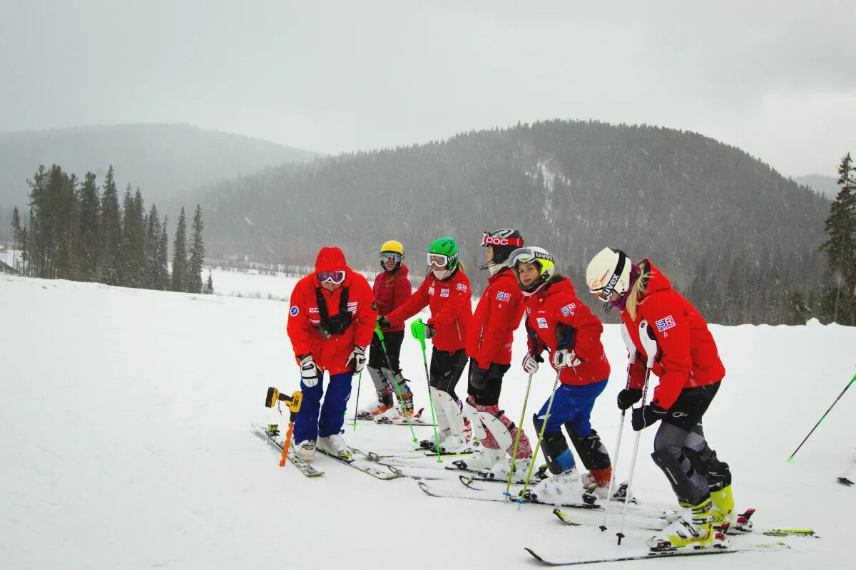горные лыжи сочи. горные лыжи ижевск. лыжи кулаковой ижевск. зимний спорт. егоров владислав ижевск лыжи.