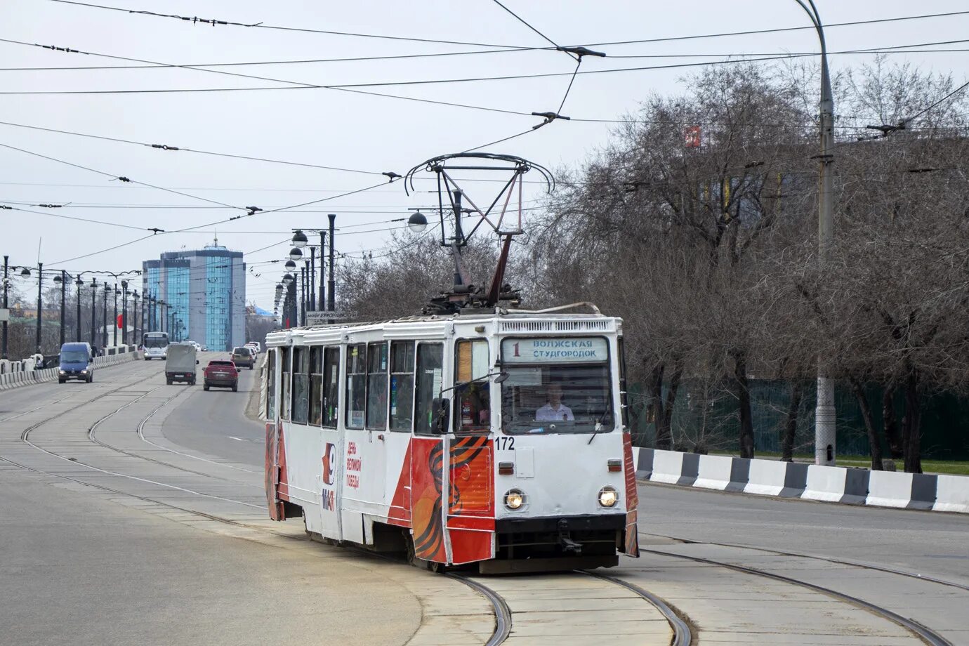 Иркутский трамвай. Иркутск трамвай и троллейбус. Иркутский трамвай под номером 206. Иркутский трамвай под номером 172.