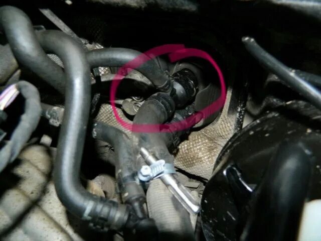 Шкода фабия шланги печки как ее снять Замена радиатора печки Volkswagen Passat B5, 1,8 л, 2002 года своими руками DR
