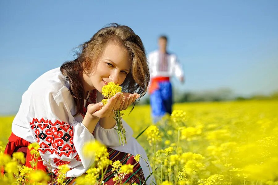 Любимая на украинском. Украина любовь. Олег Винник Ничь. Украина моя любовь. Олег Винник нич яка мисячна видео.