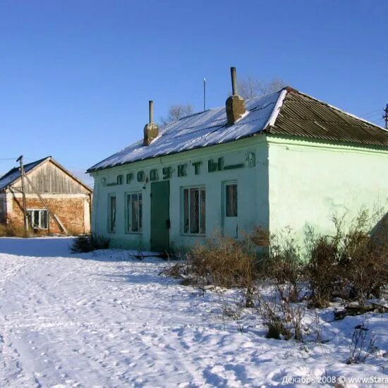 Дом в старой майне ульяновской области. Старая майна Ульяновская область. Поселок Старая майна Ульяновская область. Достопримечательности старой Майны Ульяновской области. Старый замок Старая майна.