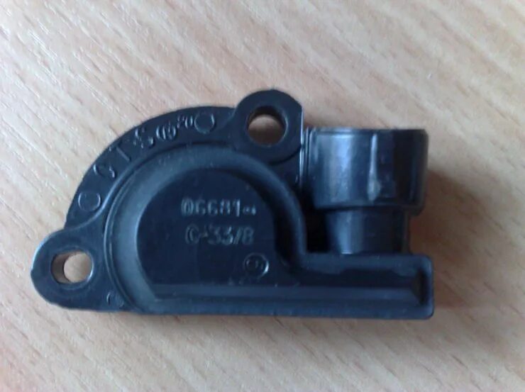 Как выглядит датчик заслонки. Дпдз дэу нексия 1. Датчик дроссельной заслонки ваз 21099. 8. Датчик дроссельной заслонки ваз 21 10.
