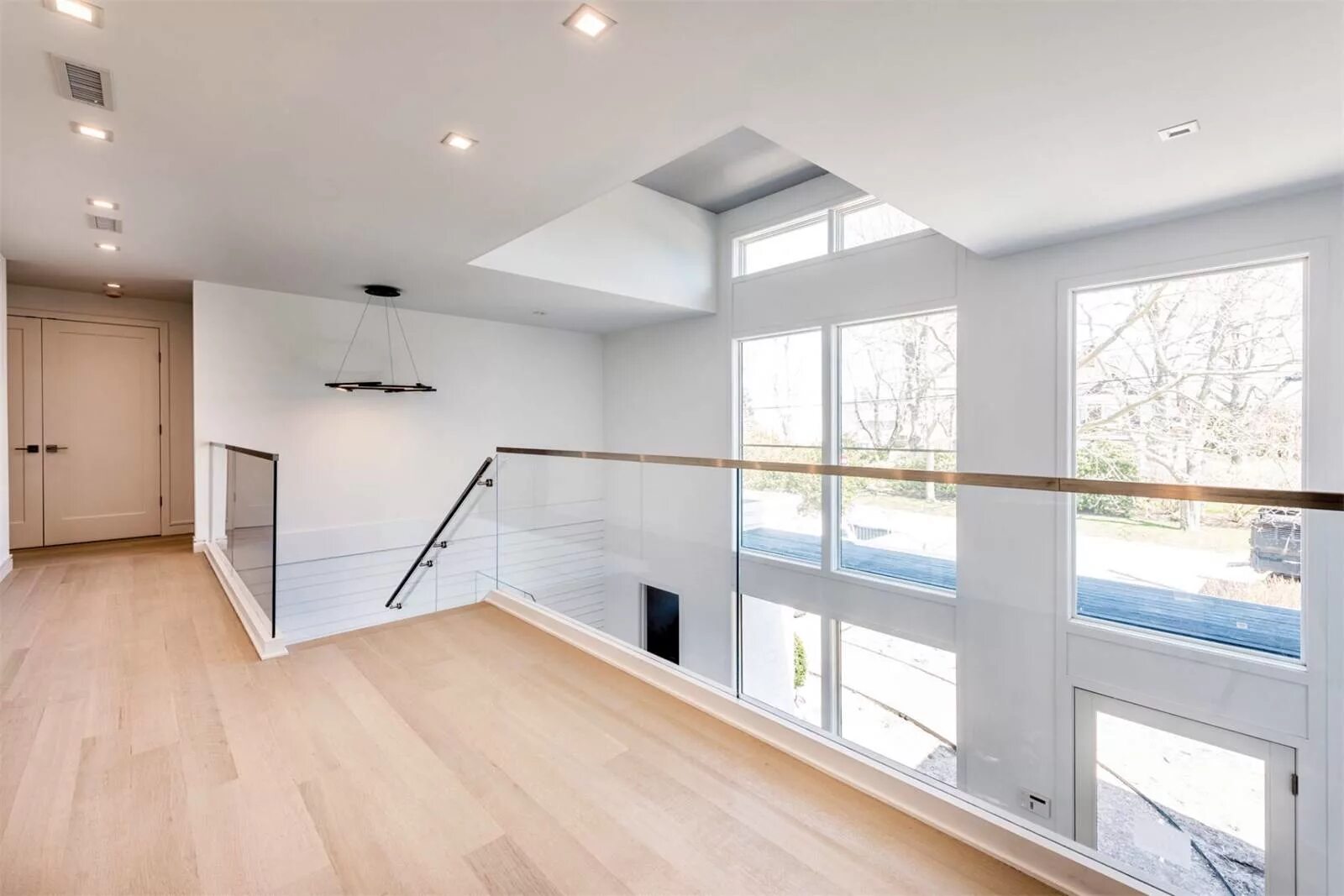 внутренняя отделка коттеджа под ключ. евроремонт коттеджей. внутренняя отделка коттеджа под ключ. внутренняя отделка дома. внутренняя отделка в частном доме.