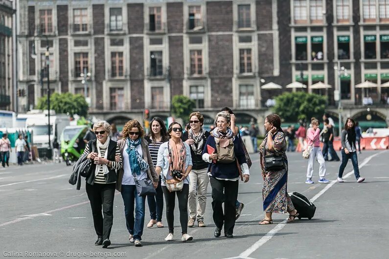 Центральная площадь мехико сити. Сидней рим мехико санкт петербург. Сидней рим мехико санкт петербург. Замок сант анджело. Сингапур и шанхай на карте.