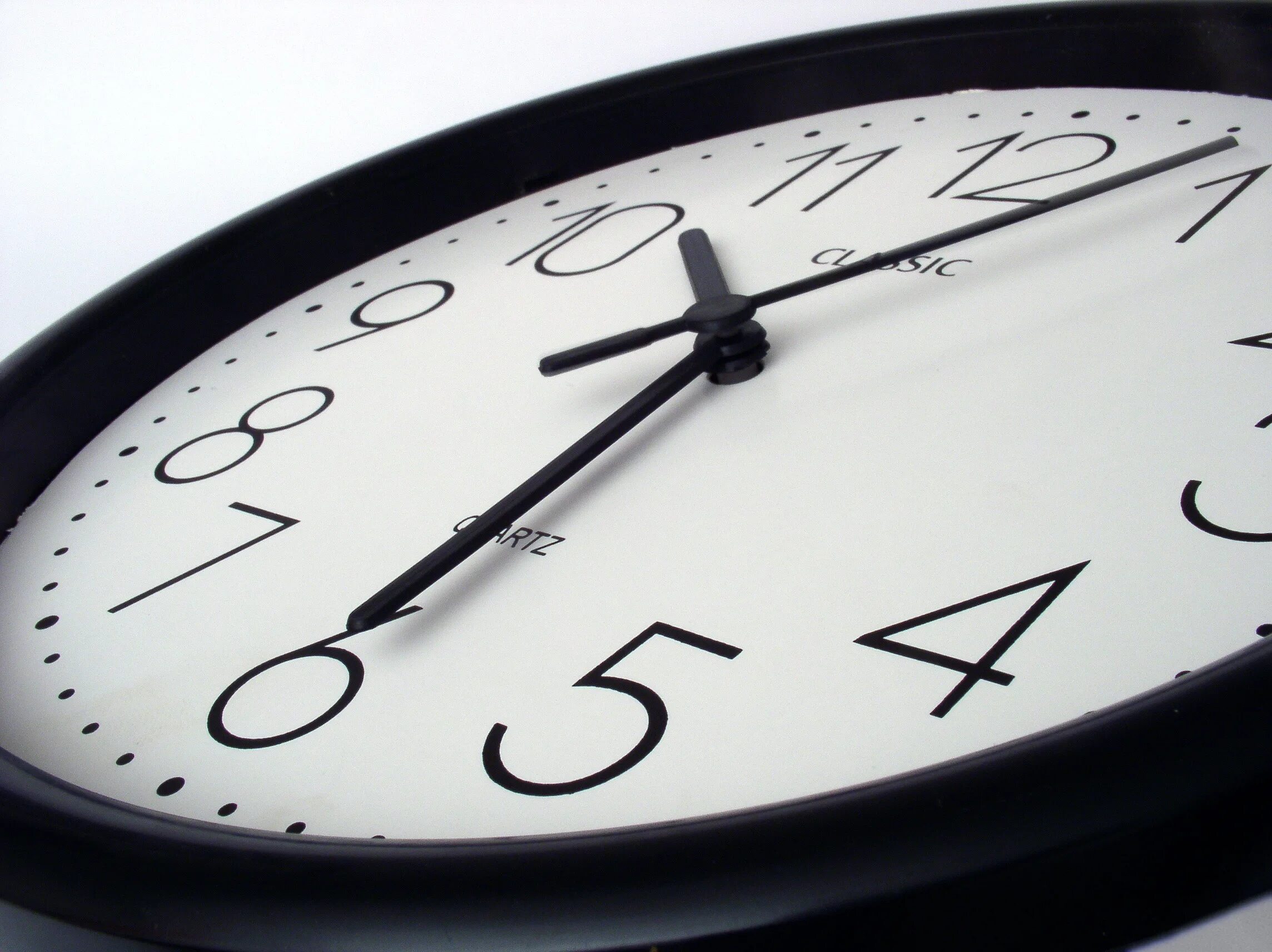 Gapped clock