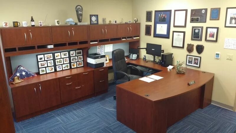 School office. School principal office. School principal office. Chief's office. Офис принкипалс.