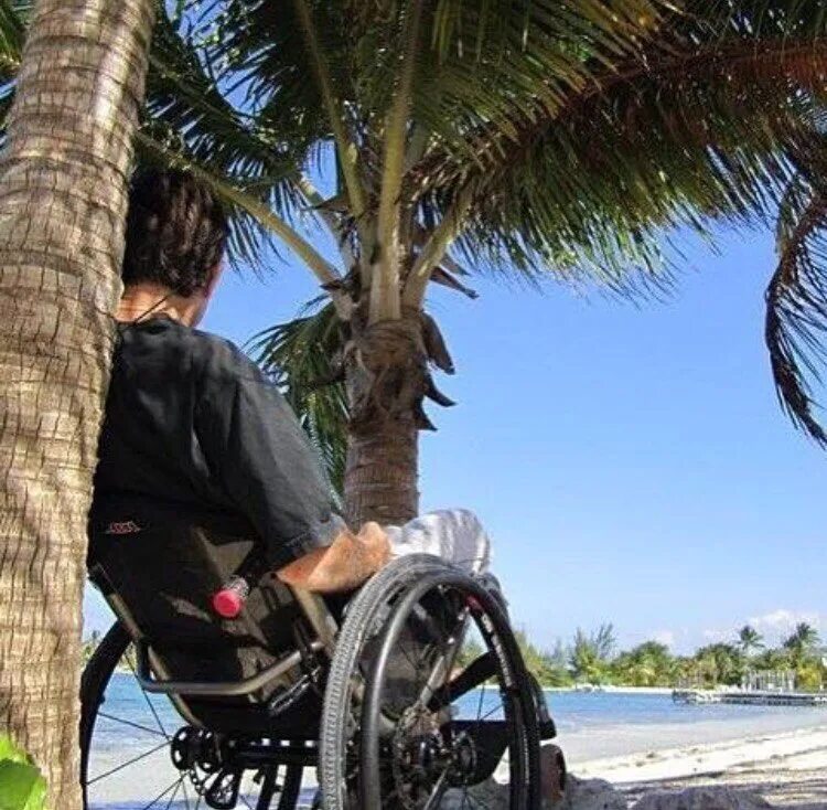 Туризм для людей с ограниченными возможностями. Путешествия для людей с ограниченными возможностями. Туризм для инвалидов. Инвалид в путешествии.
