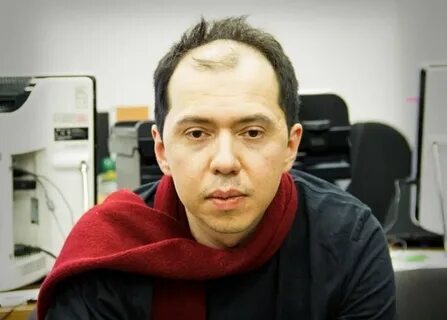 Е суров