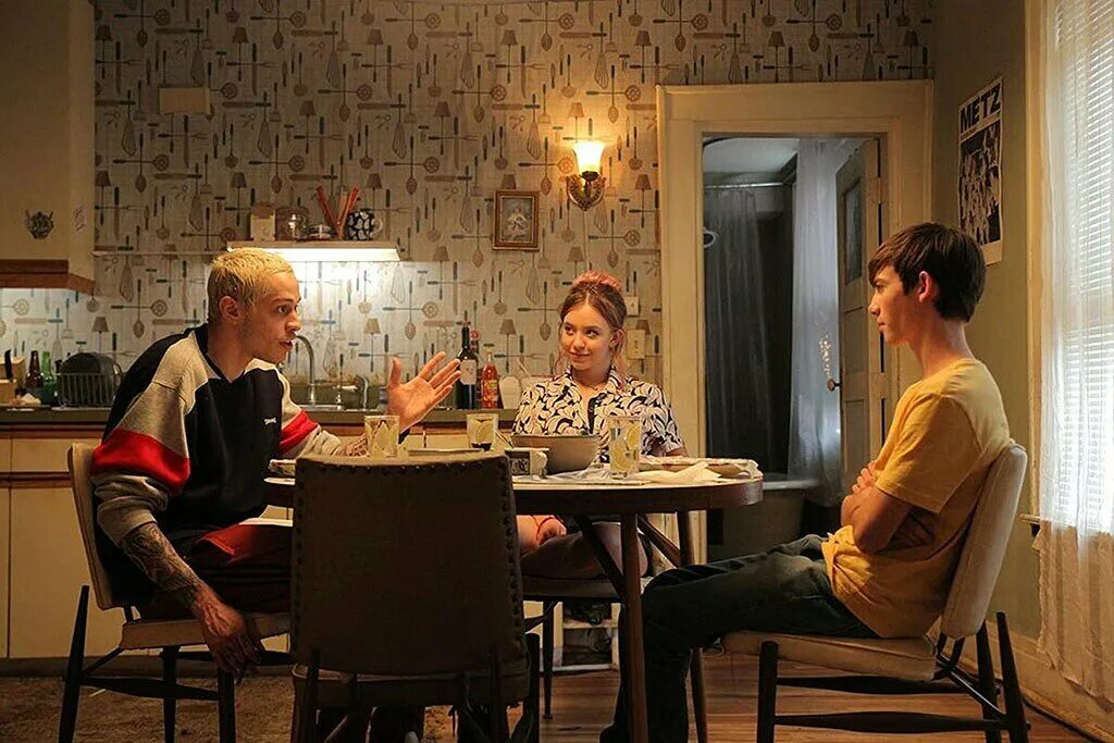 взрослеть на полную 2019. взрослеть на полную 2019. взрослеть на полную / big time adolescence (2019). пит дэвидсон взрослеть на полную. отвязная юность (2019).