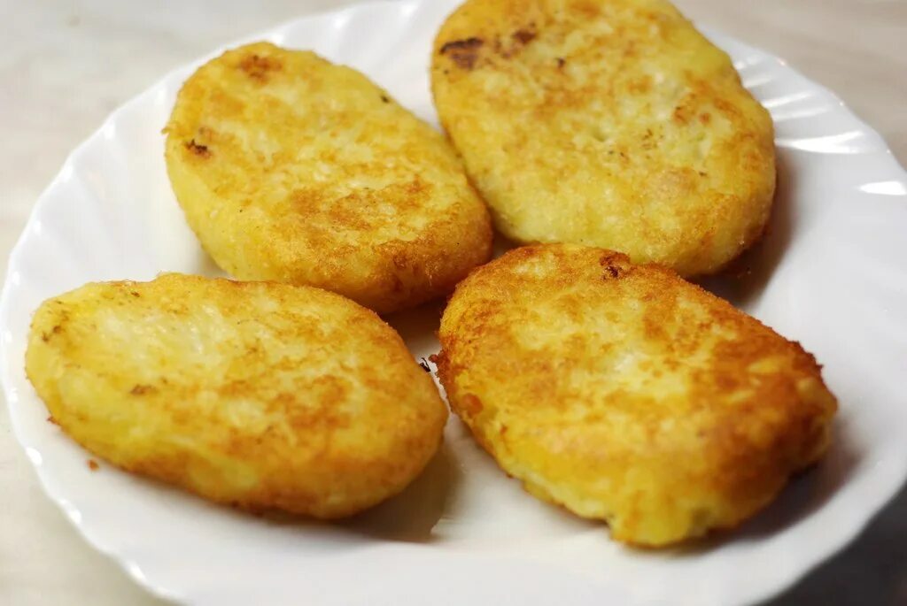 Картофельные котлеты с начинкой из горошка Кулинарный Микс Дзен