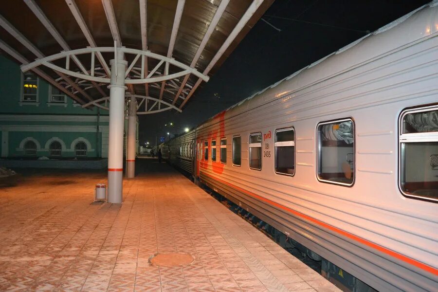 Поезд Челябинск Москва. Поезд РЖД Челябинск. РЖД Челябинск Москва. Поезд 392у.