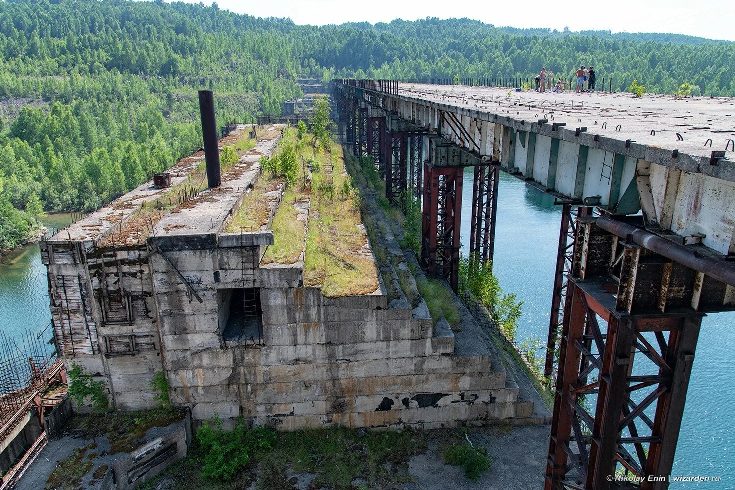 Крапивинская гэс в кузбассе. Зеленогорская гэс кузбасс. Кузбасс недостроенная гэс. Крапивинский гэс на реке томь. Зеленогорская гэс кузбасс.