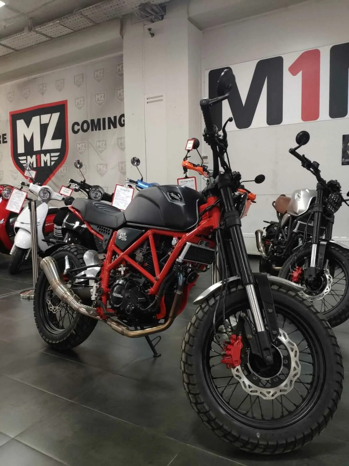 Купить мотоцикл в беларуси в рассрочку. Минск SCR 250 Scrambler, 2020. Minsk SCR 250. Минск Scrambler 250. Minsk Scrambler 250 красный.