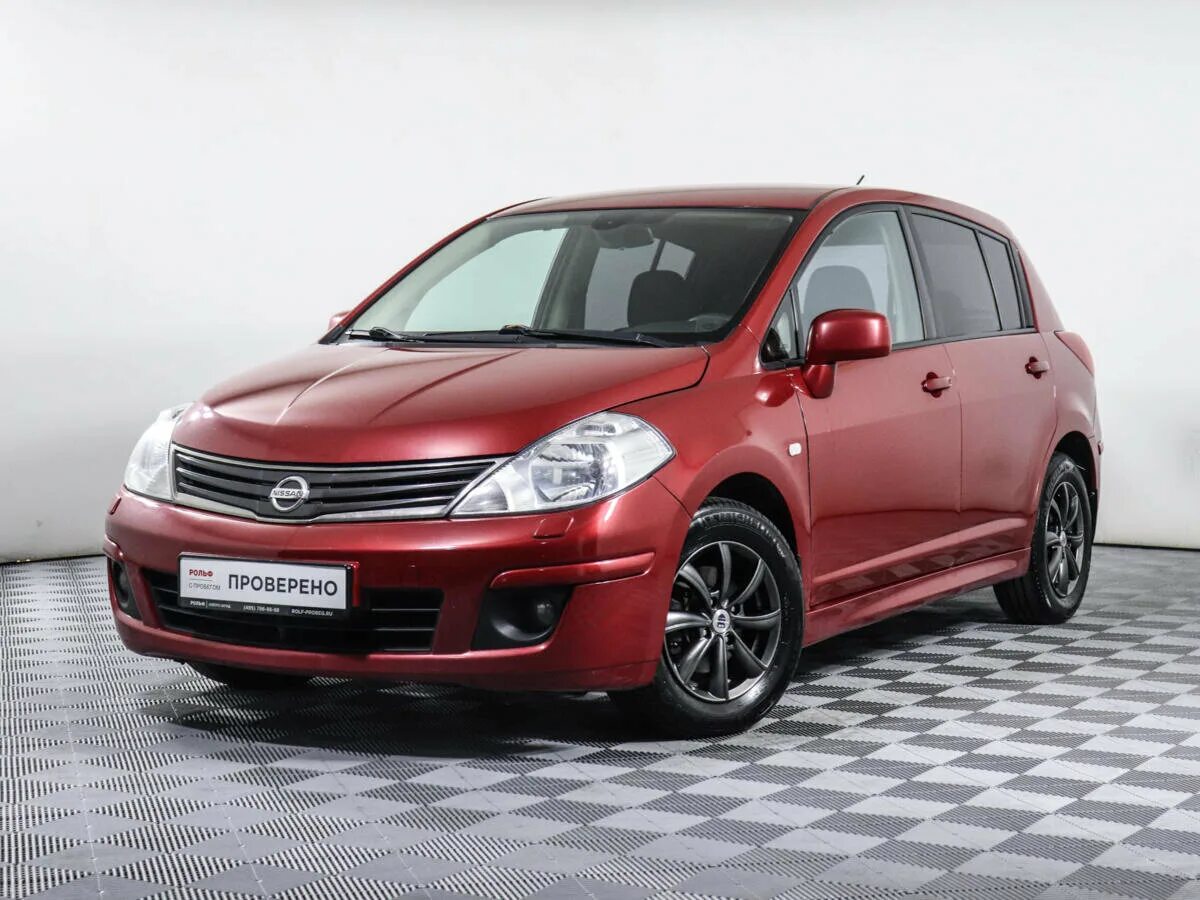 Ниссан тиида 2012 год. Nissan Tiida. Ниссан Тиида 2012. Nissan Tiida 1.6. Ниссан Тиида 2010 красная.