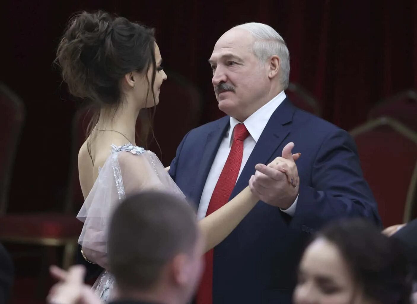 Жена президента белоруссии лукашенко. Внучки Лукашенко.
