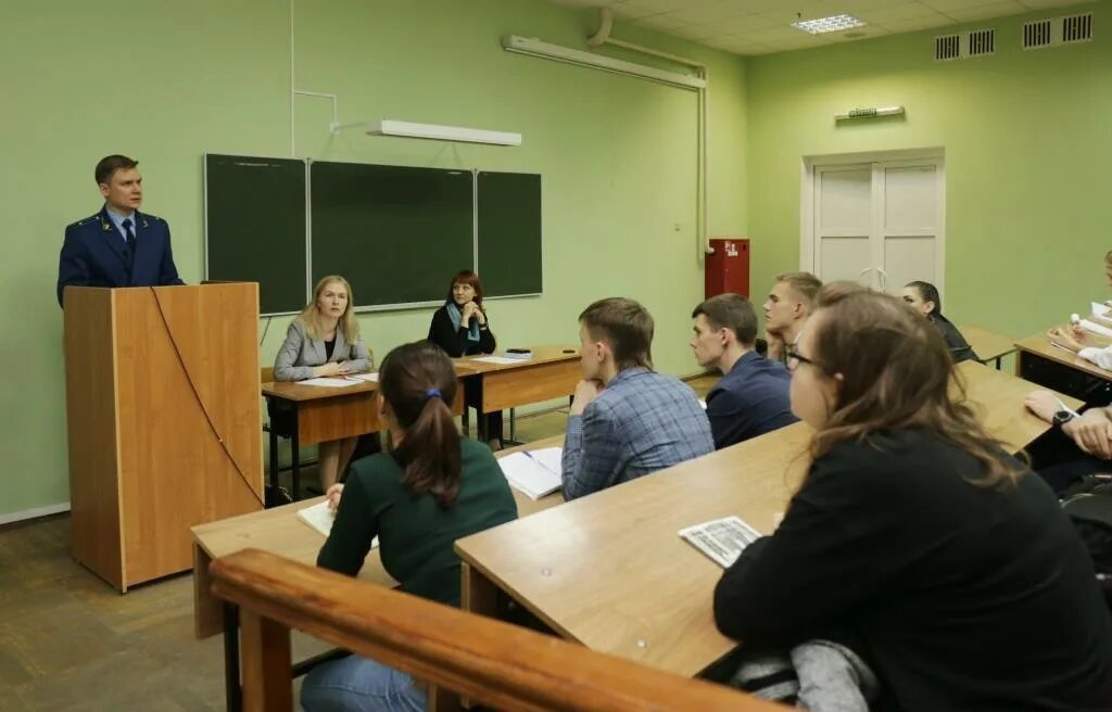 вгу юрфак факультеты. корпус юрфака вгу воронеж. вгу юрфак кафедры. вгу юридический факультет воронеж. вгу юрфак корпус.