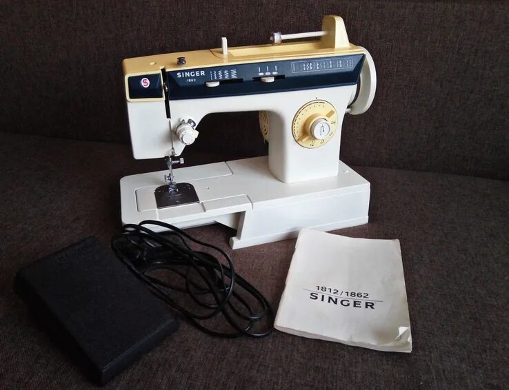 Швейная машина singer 1862. Чикаго швейная машина комплектация. Зингер 1862. Швейная машина singer pressomatic 967. Zinger 1862 швейная машинка лапки.