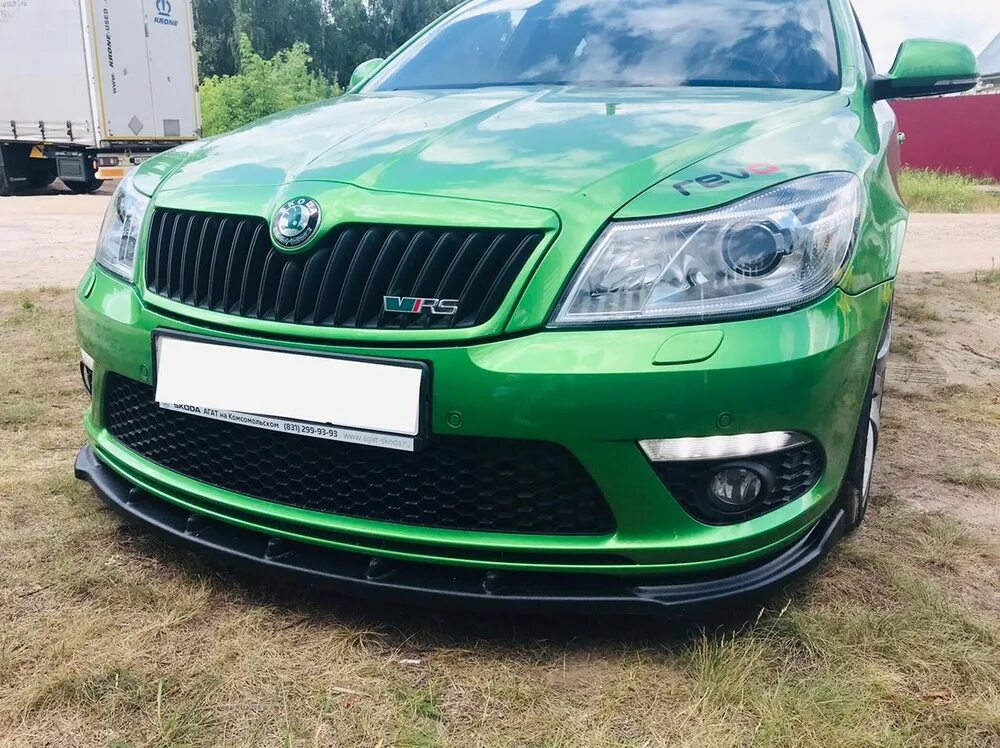 Бампер Skoda Octavia a5 RS. Сплиттер бампера Skoda Octavia a5 RS. Сплиттер Skoda Octavia a5.