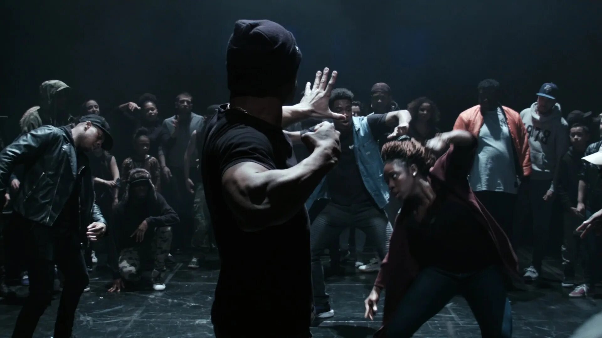 Леонардо ди каприо и джона хилл волк с уолл стрит. Учительница из энн с двумя н. Чужие на районе attack the block, 2011. Энн ширли катберт 2022. E scene.