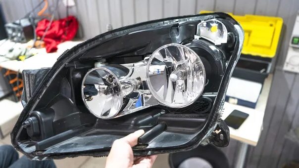 Как разобрать фару опель астра Разбор фары Opel Astra Hella Depo, установка линз рукожопами. Opel Astra H GTC
