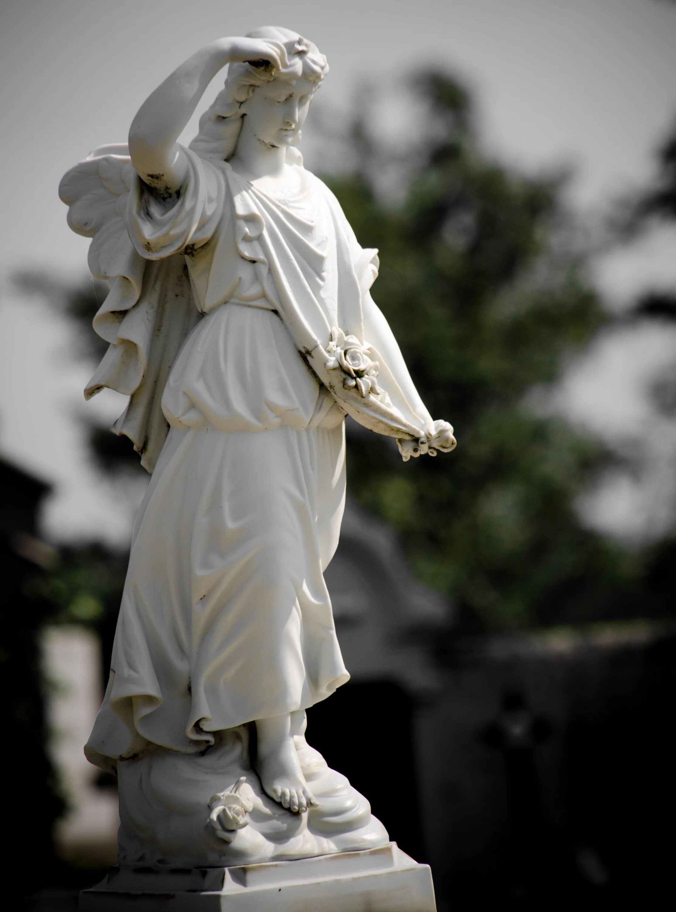 Фото статуя. Скульптура ангела Тоскана. Скульптура белая. Скульптура мрамор. Мраморные статуи.