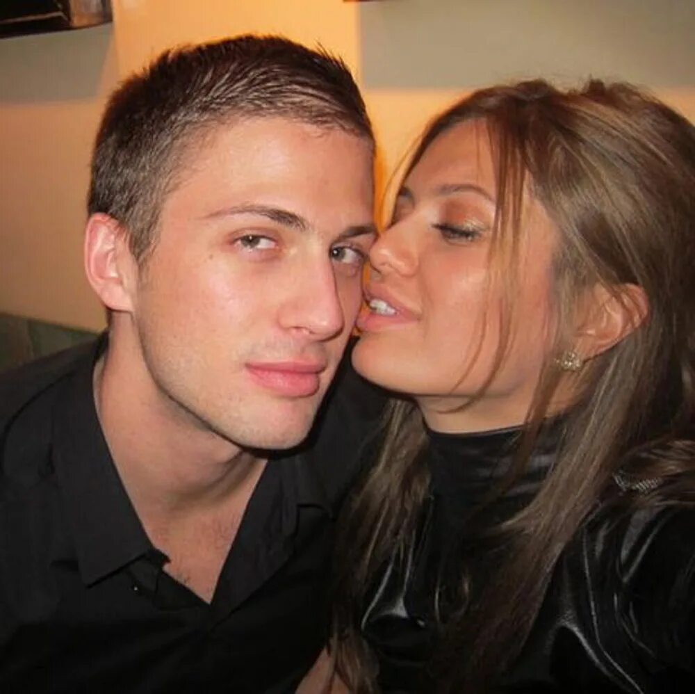 Монако муж бони. Принц виктории бони. Алекс смерфит 2022. Боня и алекс смерфит. Виктория боня и алекс смерфит.