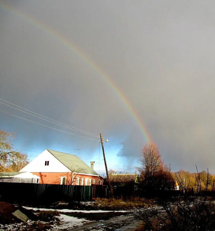 двойная радуга примета. увидеть радугу зимой примета. радуга столбом зимой. радуга в деревне. радуга после дождя.
