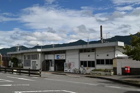 Thumbnail for version as of 15:37, 19 September 2022. 