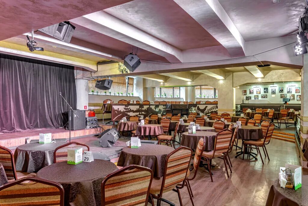 Гнездо глухаря спб зал. Гнездо глухаря ресторан. Гнездо глухаря бард. Бар гнездо глухаря москва. Гнездо глухаря москва малый зал.