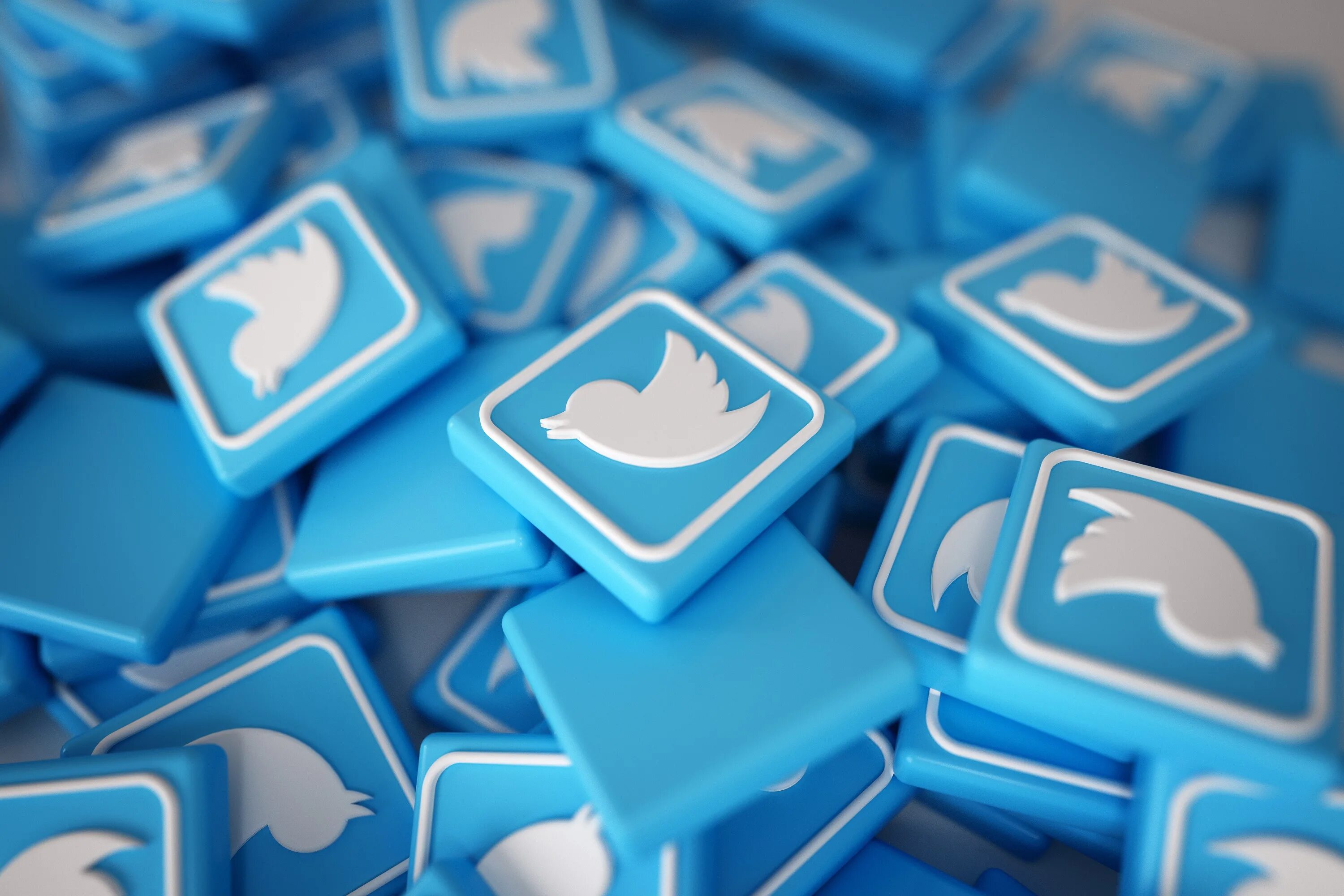 On twitter. Твиттер. твиттер социальная сеть. твиттер фото. логотип twitter.