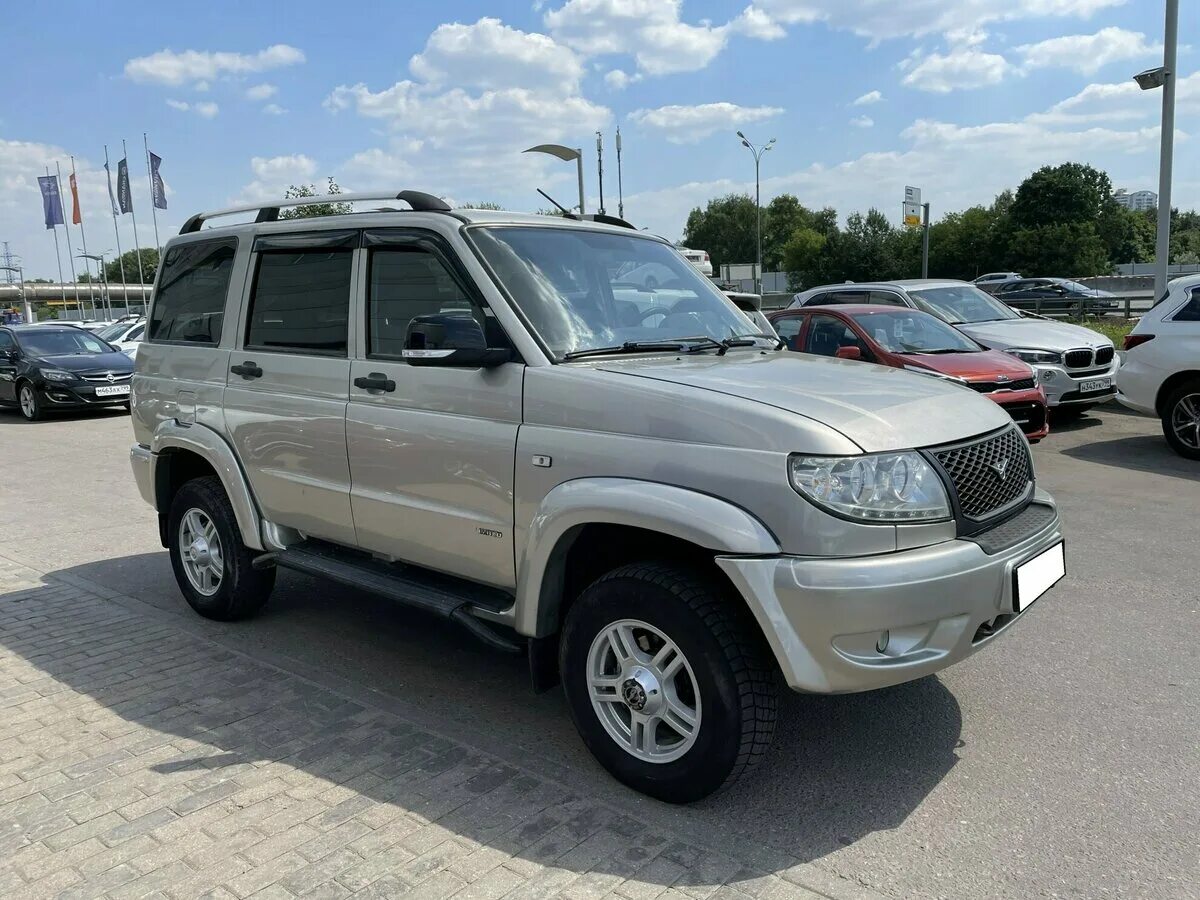 Обновлённый UAZ Patriot и неожиданный краш-тест