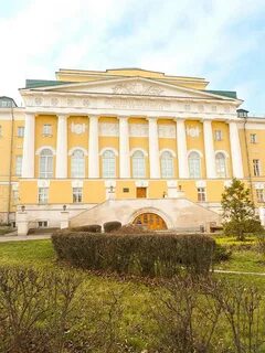 Здание московского университета