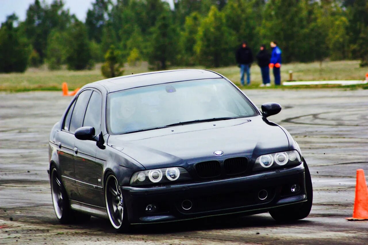 М5 дорест. BMW m5 e39. BMW 5 e39 Black. BMW e39 m5 черная. BMW 5 e39 черная.