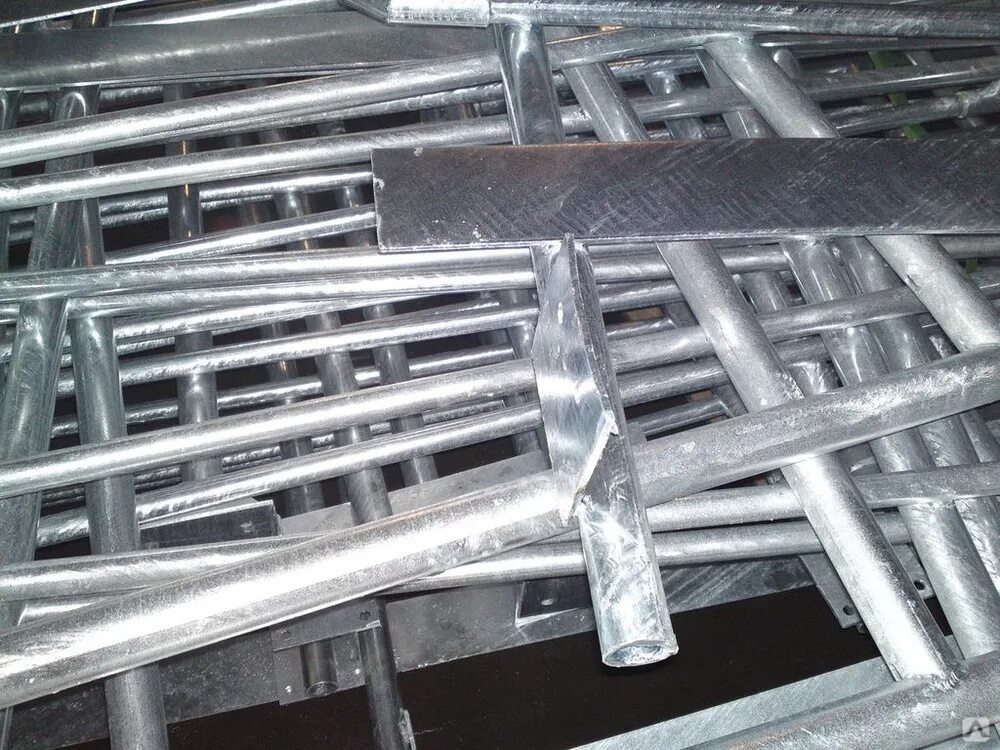 Холодное цинкование металлоконструкций. Холодное цинкование металла технология. Краска для холодного цинкования металла. Горячее цинкование технология. Защита цинком металла.