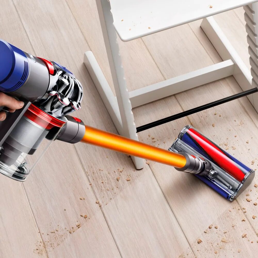 Дайсон самара. Dyson v8. Дайсон пылесос v15. Dyson v8 absolute Cordless Vacuum Orange. Dyson v7 v8 Vacuum Cleaner.