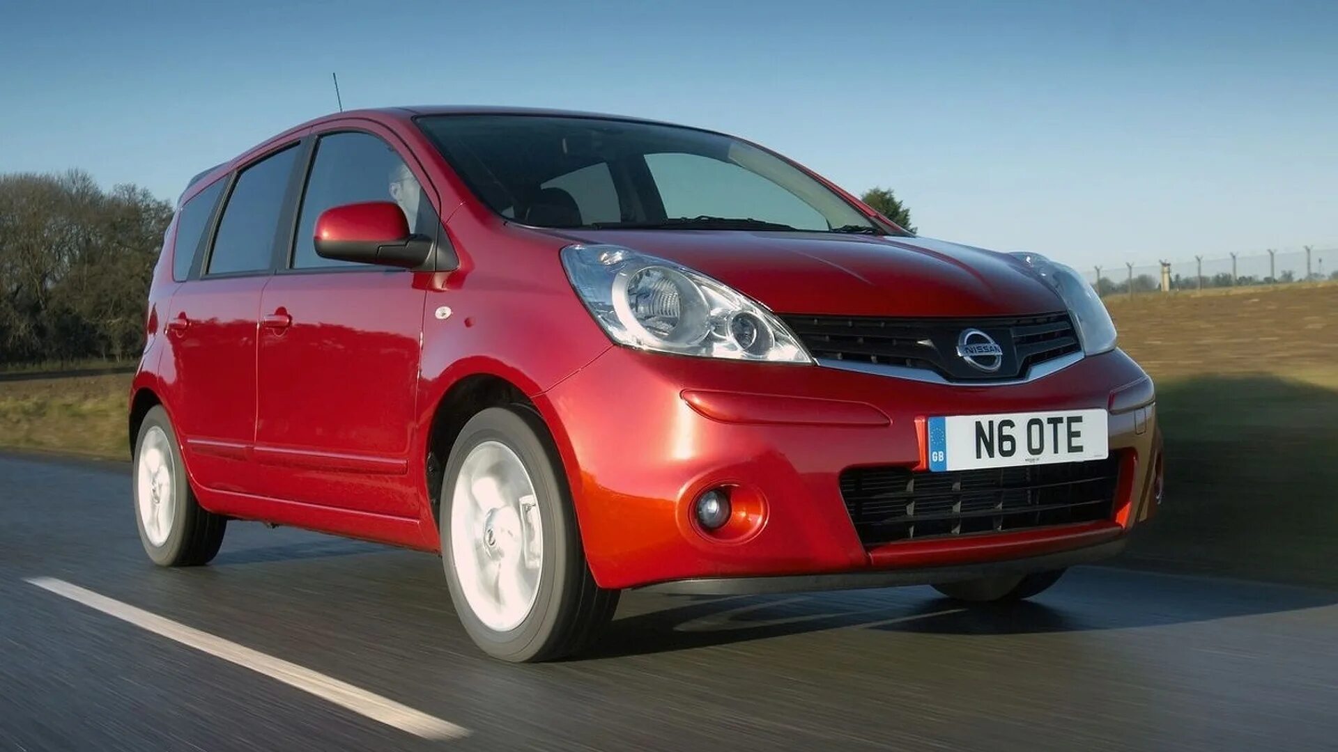 Nissan Note 2012. Nissan Note 2009. Малолитражка Ниссан ноут. Ниссан ноте 810. Nissan note e11 1.4