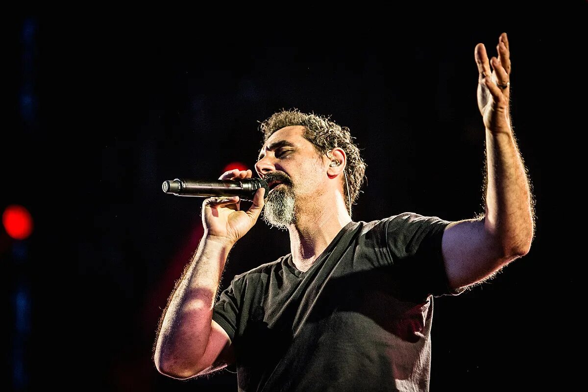 System o a down. Серж танкян. soad серж танкян. группа system of a down. солист soad.