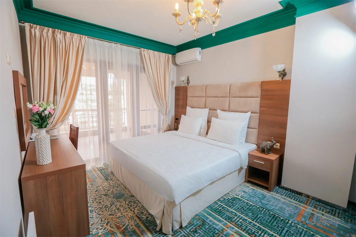 Garuda boutique hotel сухум. Гаруда бутик отель Сухум. Garuda Boutique Hotel 4 Сухум. Отель Garuda Boutique Hotel. Garuda Boutique Hotel, Абхазия, Сухум.