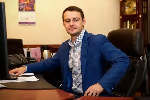 Директор кировского