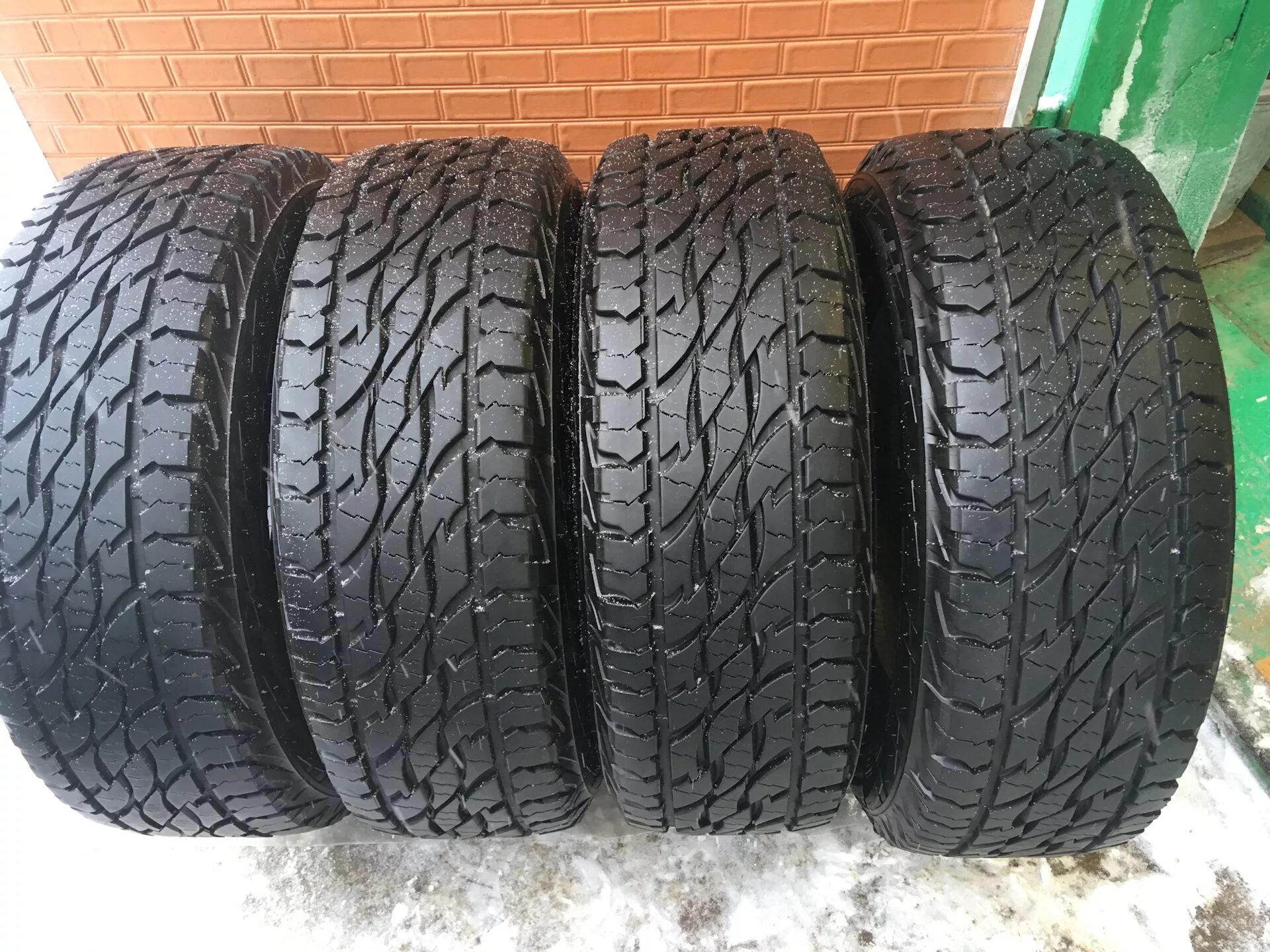 235 60 16 Bridgestone Dueler a/t 697. Dueler at 693 IV Pajero. 90 RF 697. Swagdog697.