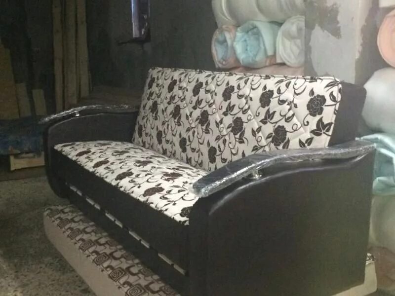 диван в хорошем состоянии. диван в хорошем состоянии. диван кровать б/у. авито диванчик б у. бэушную мебель диван.