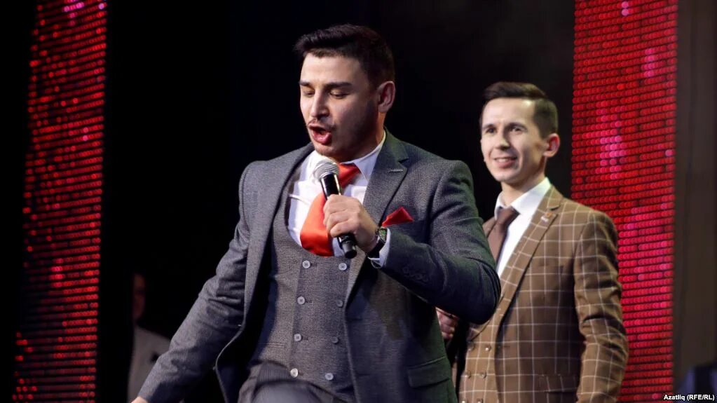 шарапов татарский юморист. данир сабиров 2021. раиль садриев мэзэклэр. раиль садриев. татарский юморист данир сабиров.