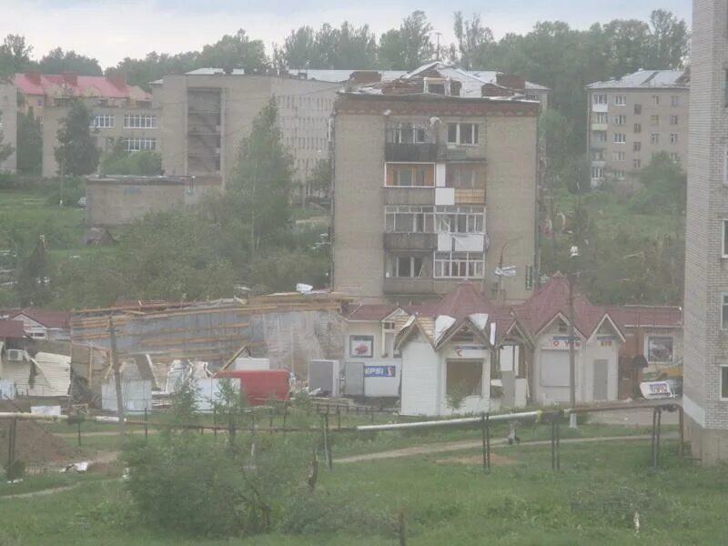 Краснозаводск московская. Ураган в краснозаводске 2009. торнадо в краснозаводске. краснозаводск московская область. ураган в краснозаводске сергиев посад.